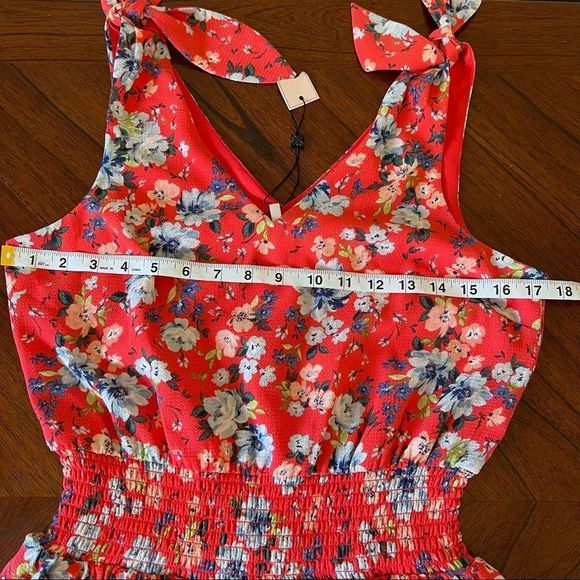 NWT BCBGeneration Tie Shoulders Smocked Waist in Red Blossom Size 2 - Picture 8 of 14